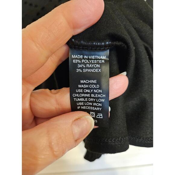 Vince Camuto Eyelet Short Sleeve Blouse - Picture 4 of 5